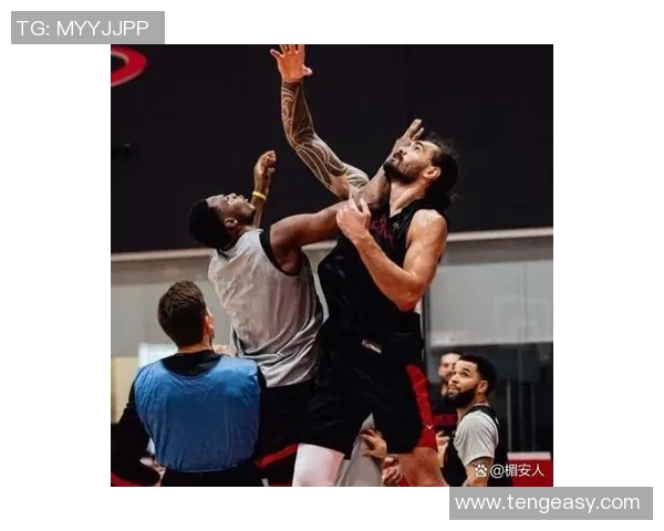 湖人队与火箭队2009年季后赛第二场精彩回顾与赛后分析