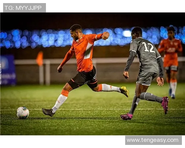 辽宁男篮迎战法国夏隆全力争胜展现实力与团队合作精神