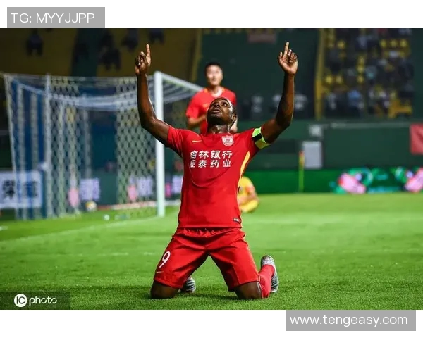 巴萨与泽尼特激战正酣谁能在欧战中笑到最后